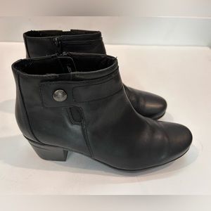 CLARKS ultimate comfort collection, heeled black boots, 2” heel, size 8 1/2 W